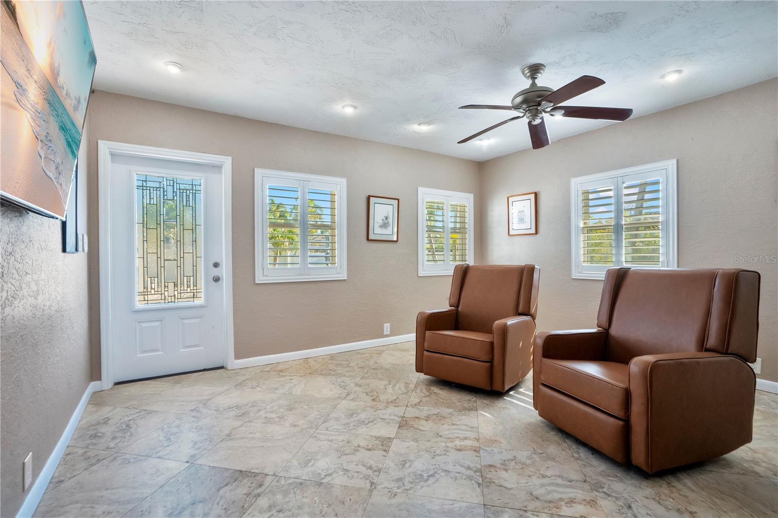 Image 11 of 45 For 145 27th Avenue N