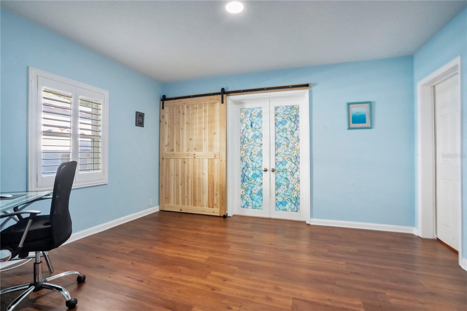 Image 24 of 45 For 145 27th Avenue N