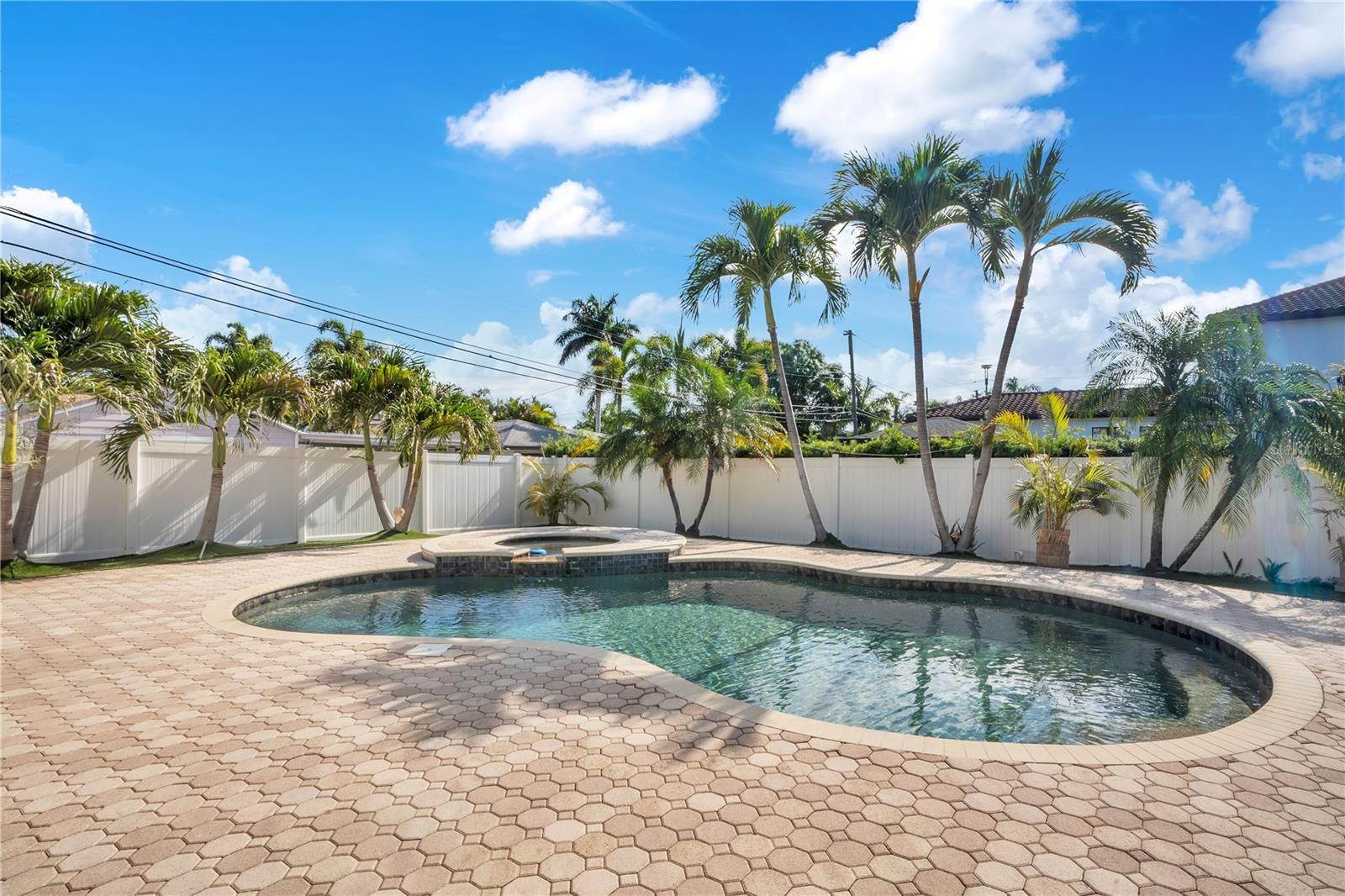 Image 31 of 45 For 145 27th Avenue N