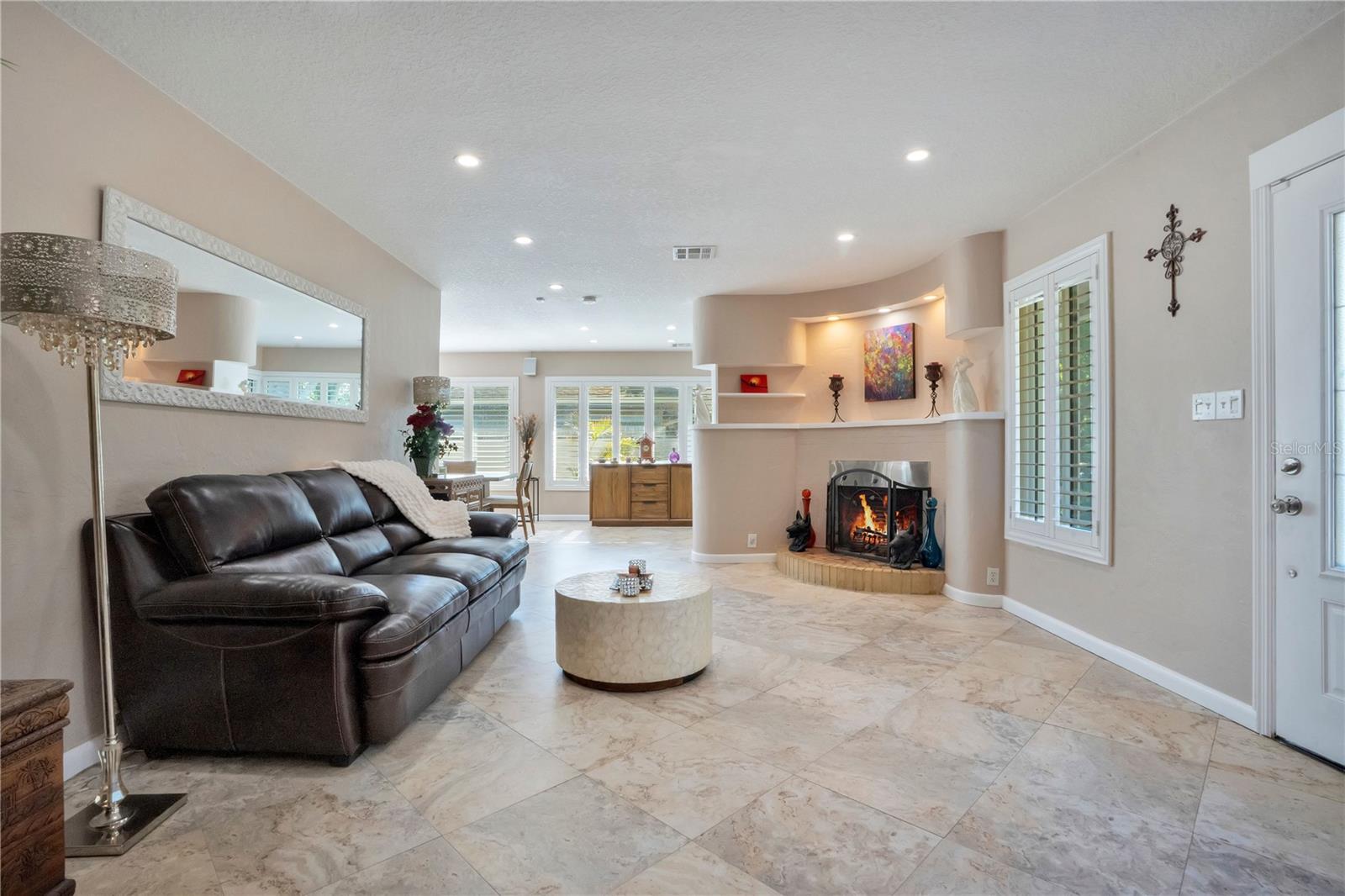 Image 4 of 45 For 145 27th Avenue N