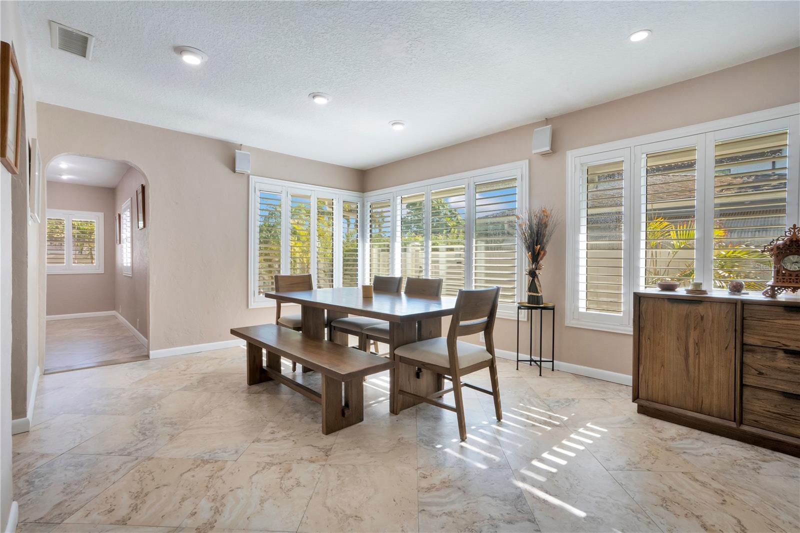 Image 6 of 45 For 145 27th Avenue N