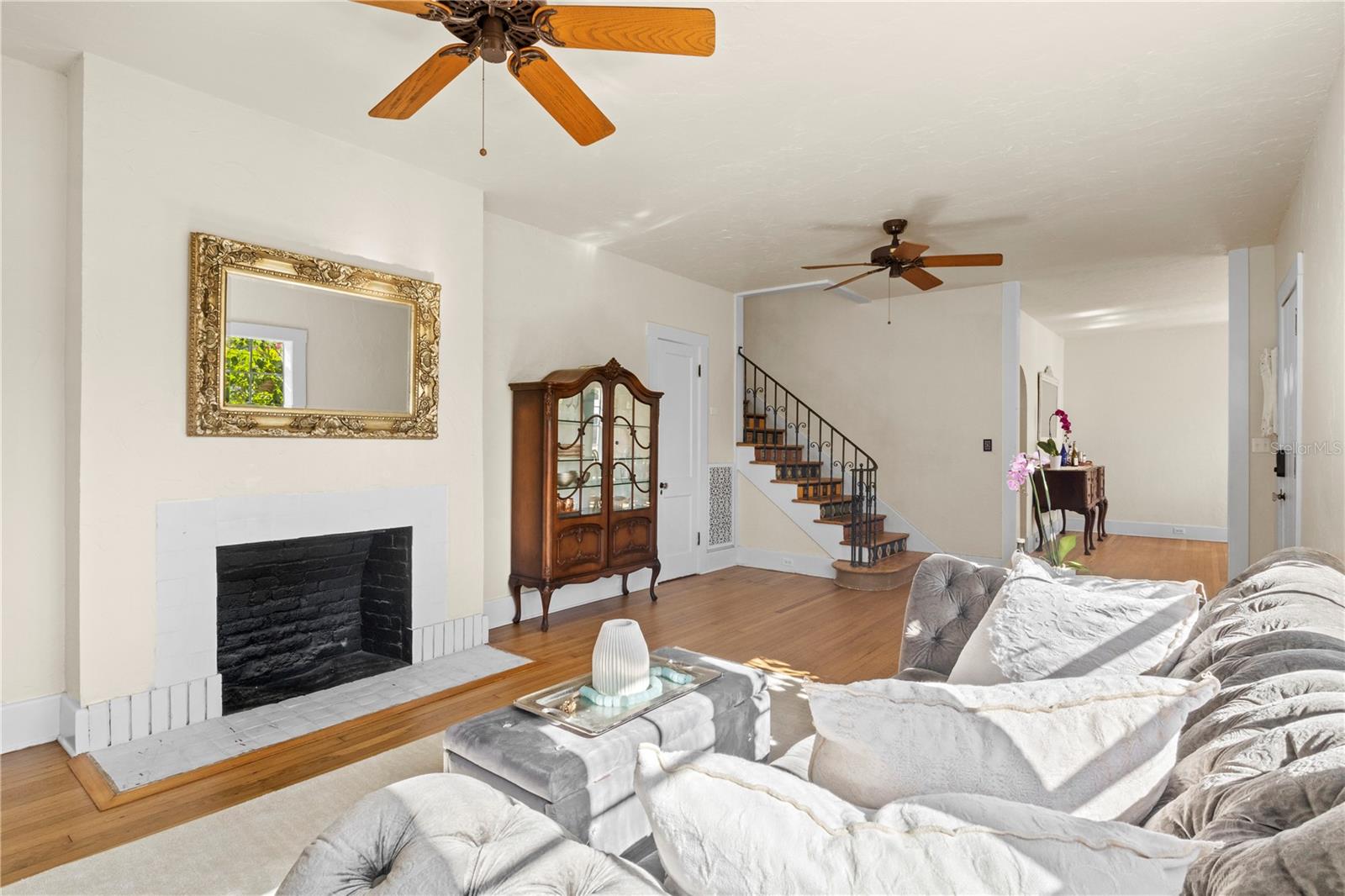 Image 6 of 68 For 7810 Senrab Drive