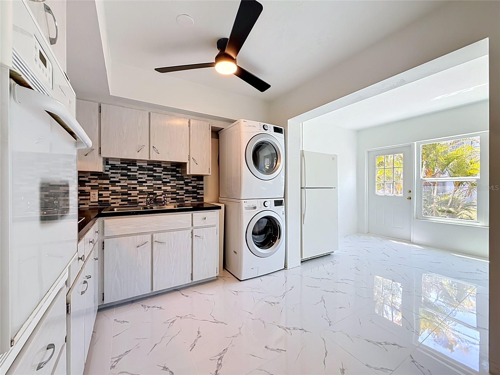 Image 14 of 36 For 4295 58th Way N 1604