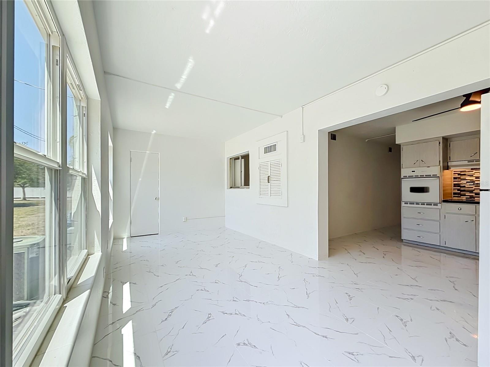 Image 17 of 36 For 4295 58th Way N 1604