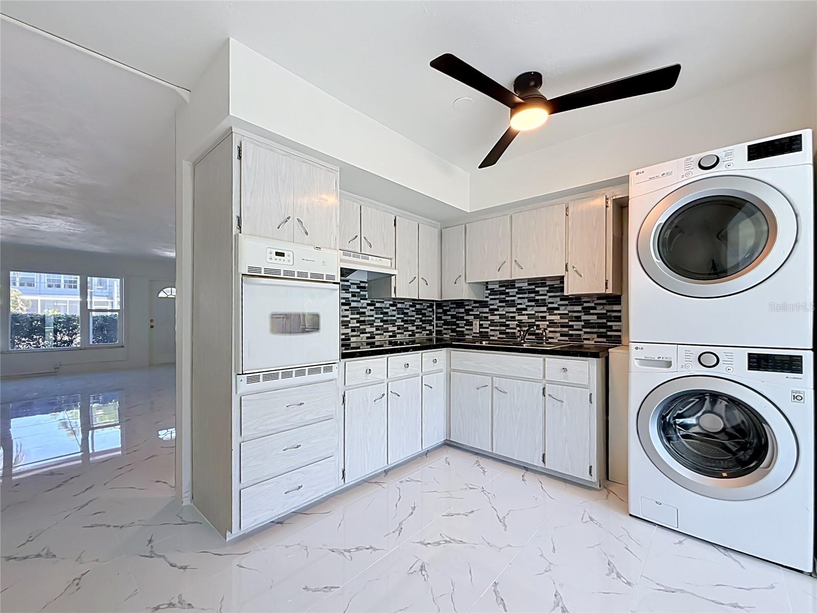 Image 4 of 36 For 4295 58th Way N 1604
