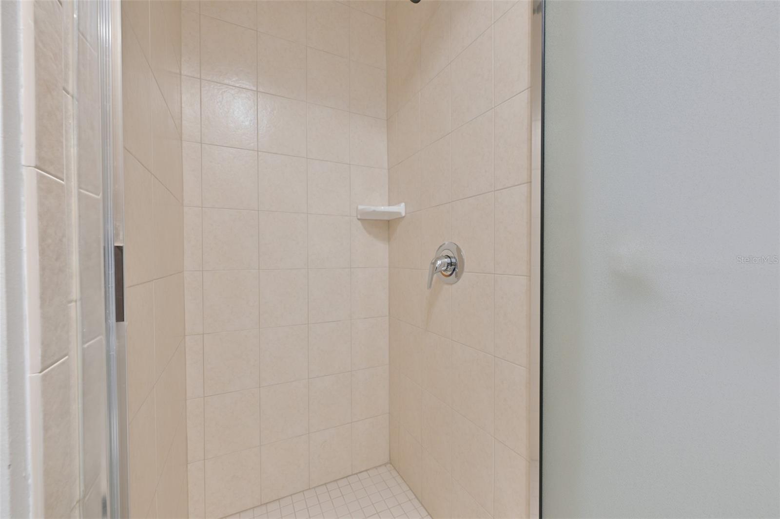 Image 34 of 69 For 2202 Clubhouse Drive 169