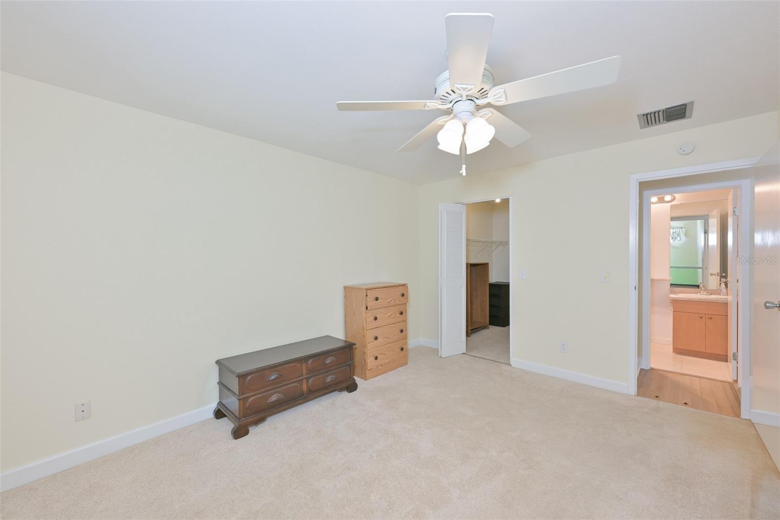 Image 37 of 69 For 2202 Clubhouse Drive 169