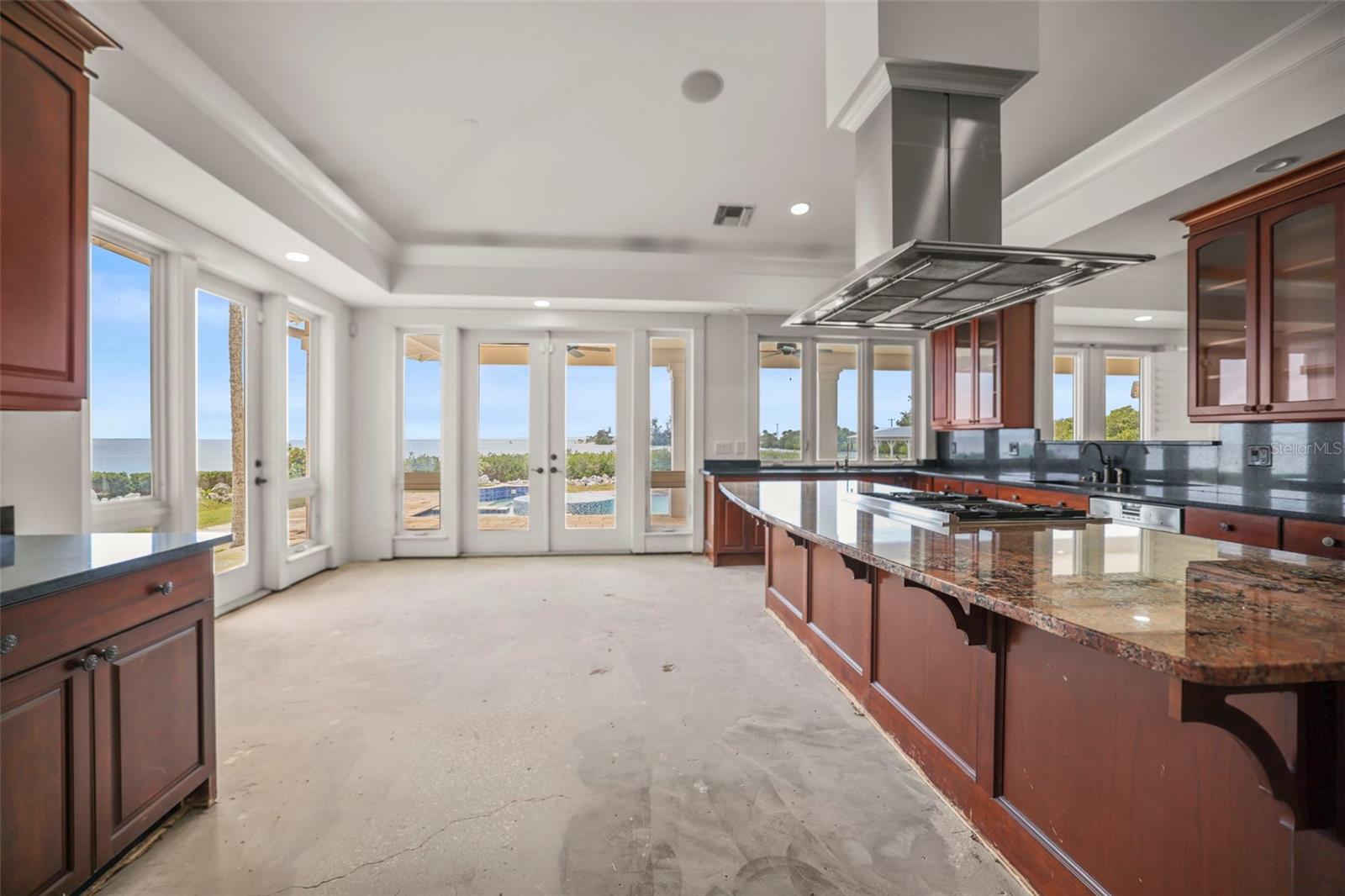 Image 10 of 96 For 1721 Gulf Road