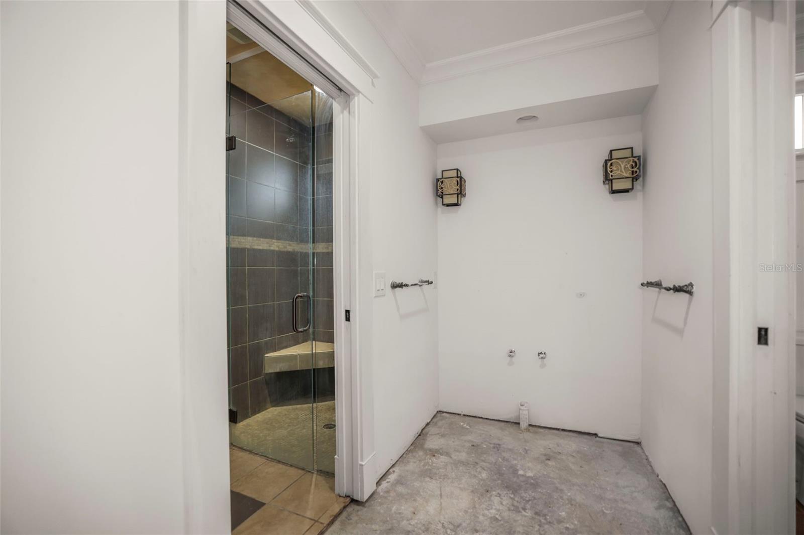 Image 44 of 96 For 1721 Gulf Road