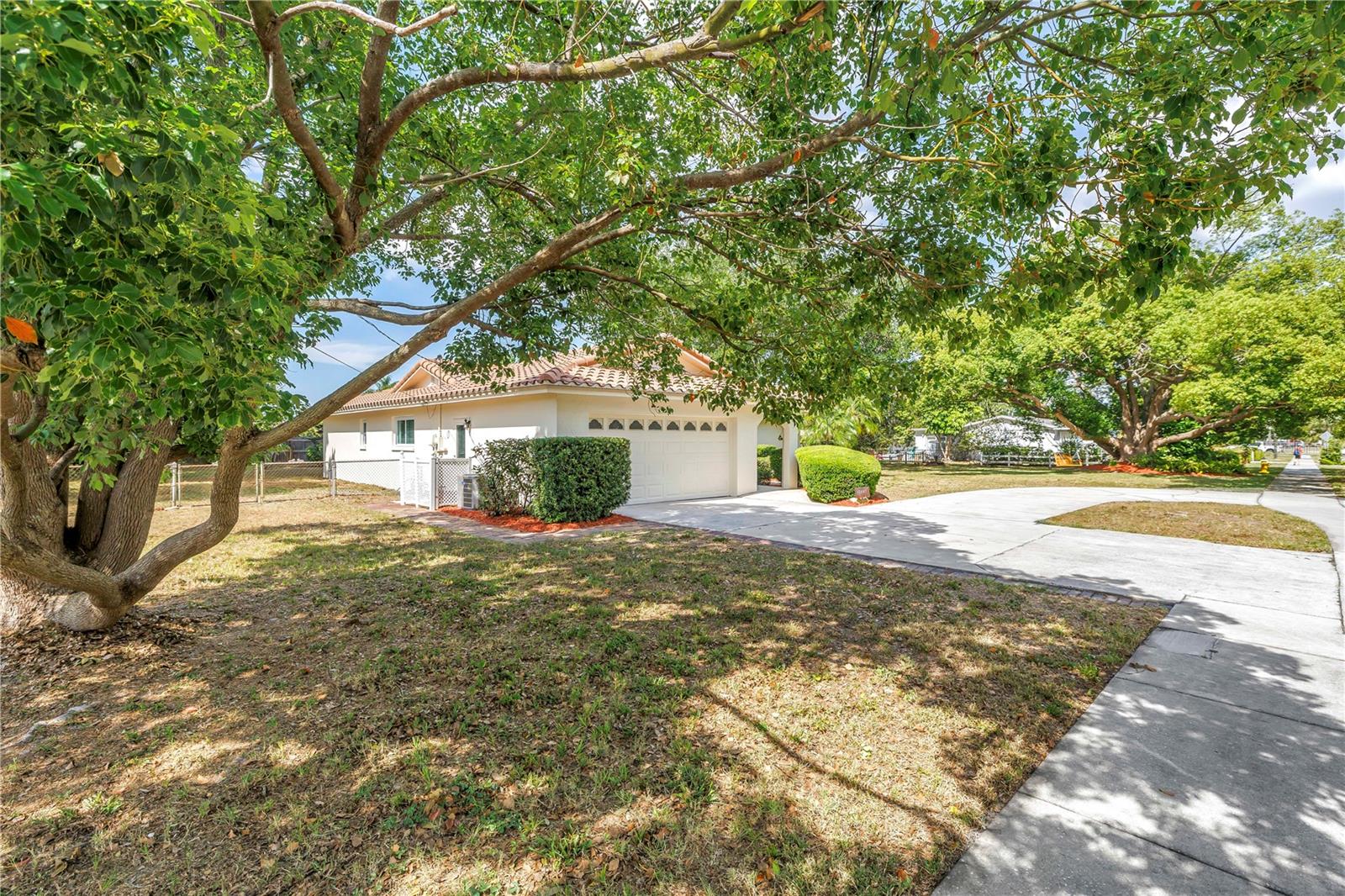 Image 18 of 88 For 12897 88th Avenue