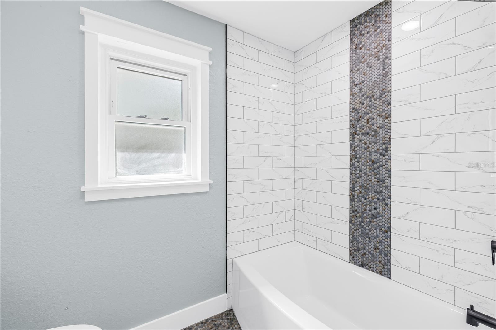 Image 65 of 88 For 12897 88th Avenue