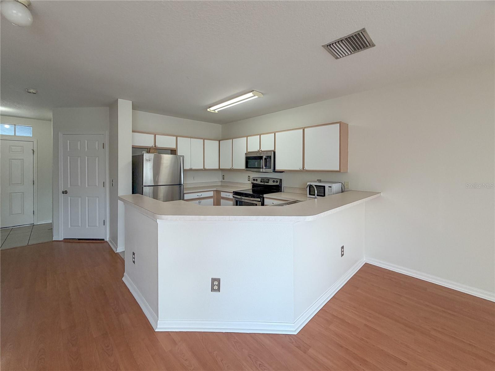 Image 5 of 17 For 6244 Olivedale Drive