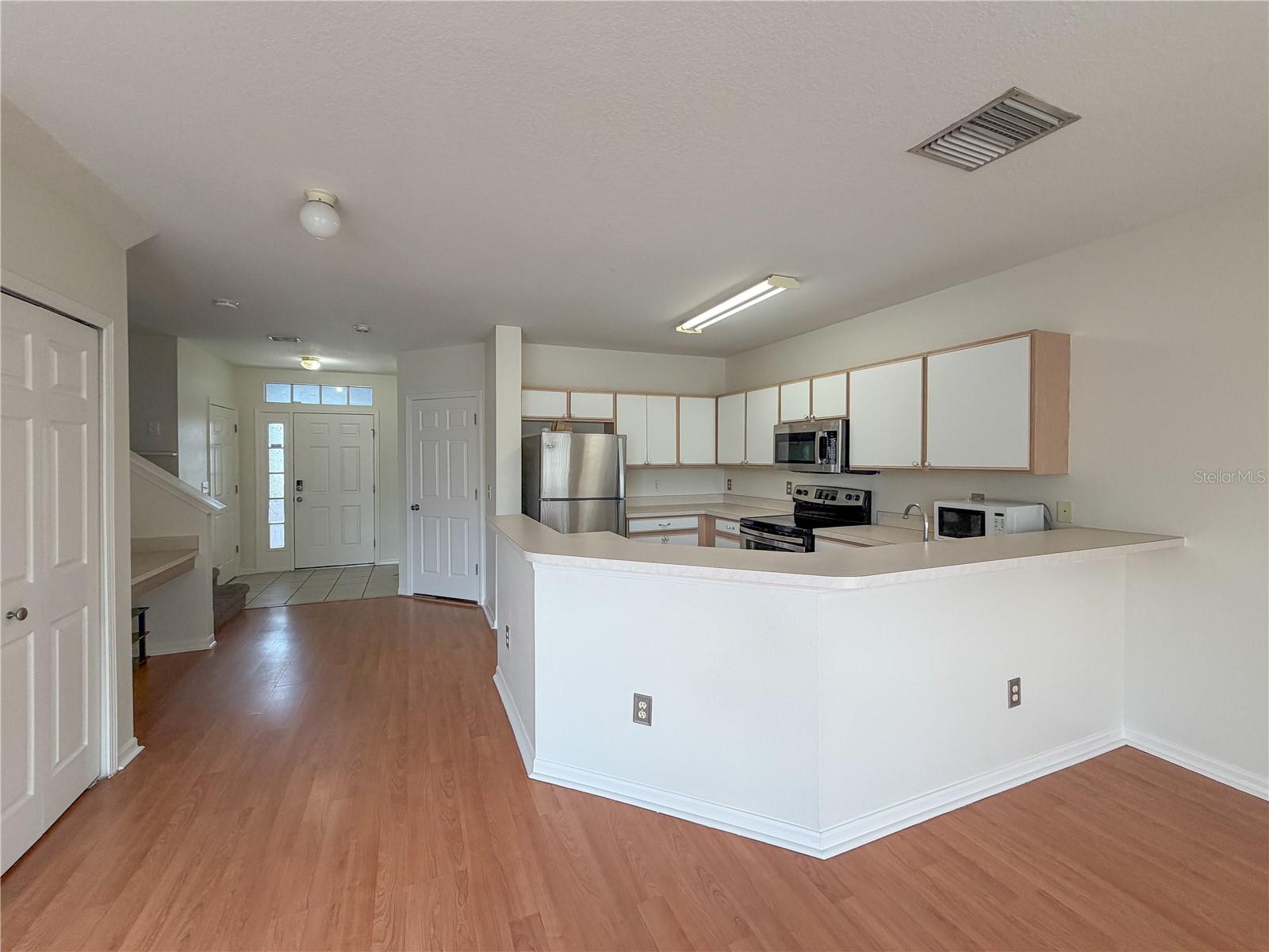 Image 6 of 17 For 6244 Olivedale Drive