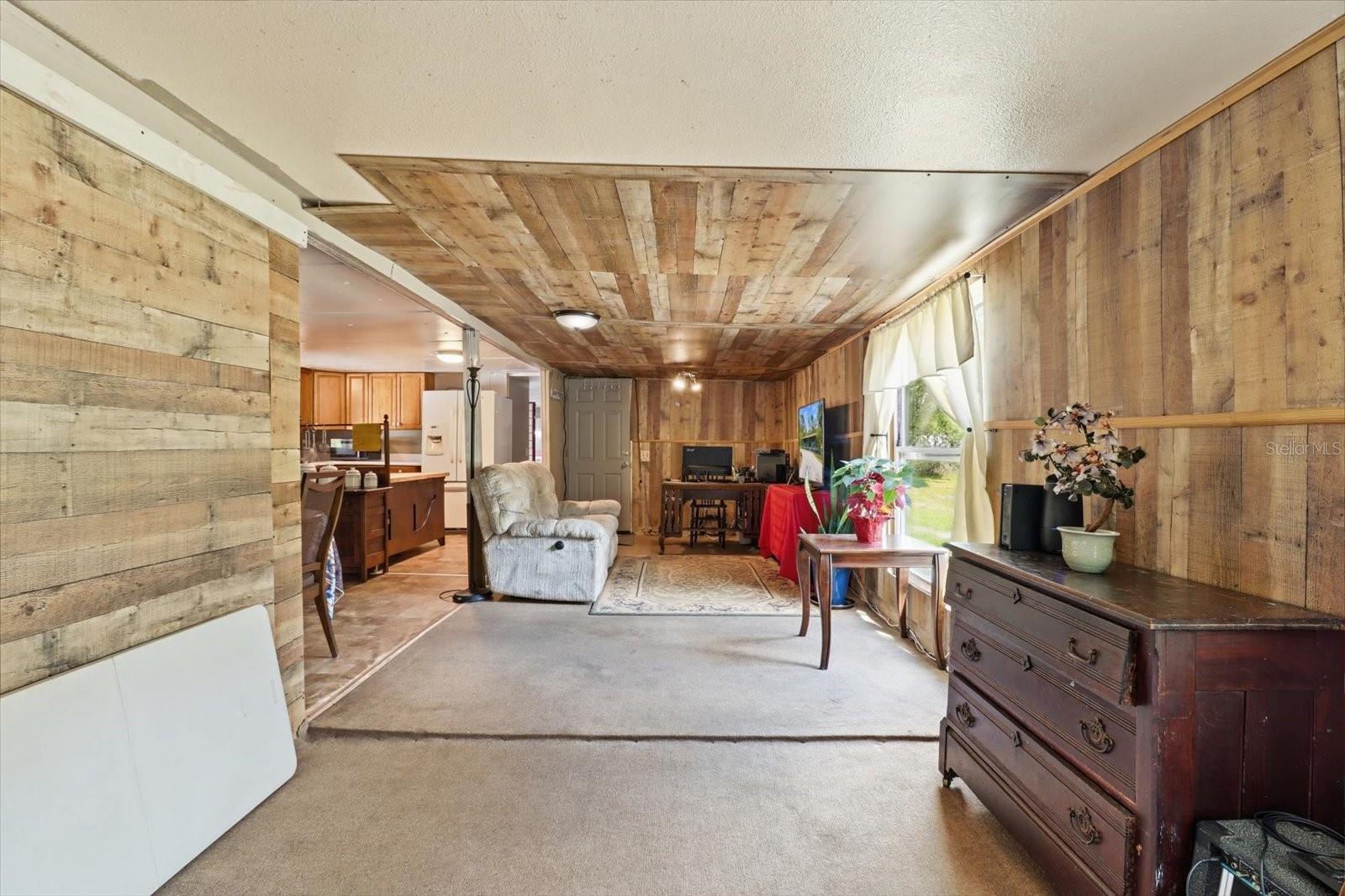 Image 18 of 45 For 12360 Redrose Avenue