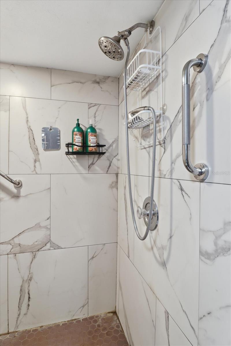 Image 23 of 45 For 12360 Redrose Avenue