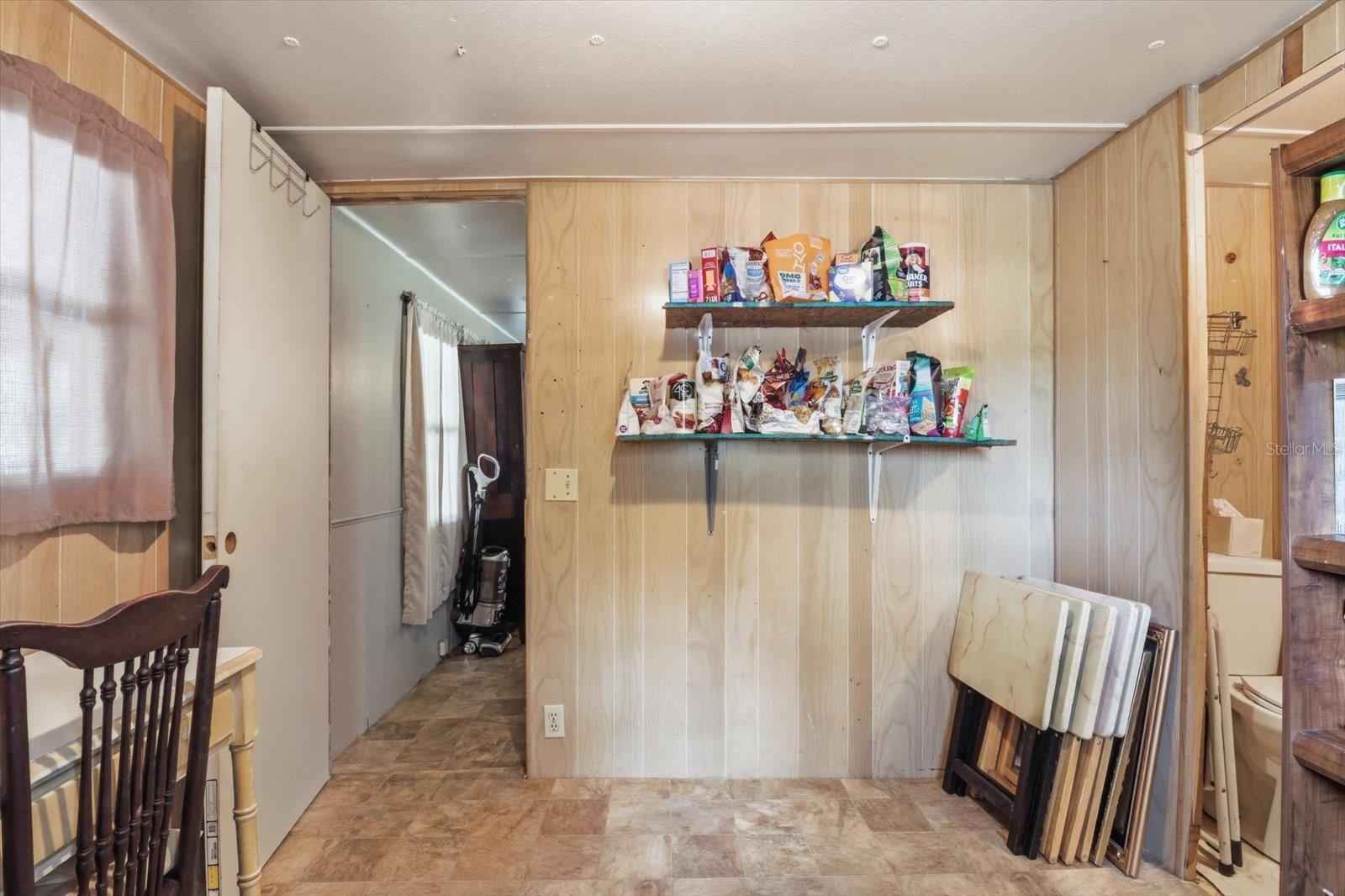 Image 25 of 45 For 12360 Redrose Avenue