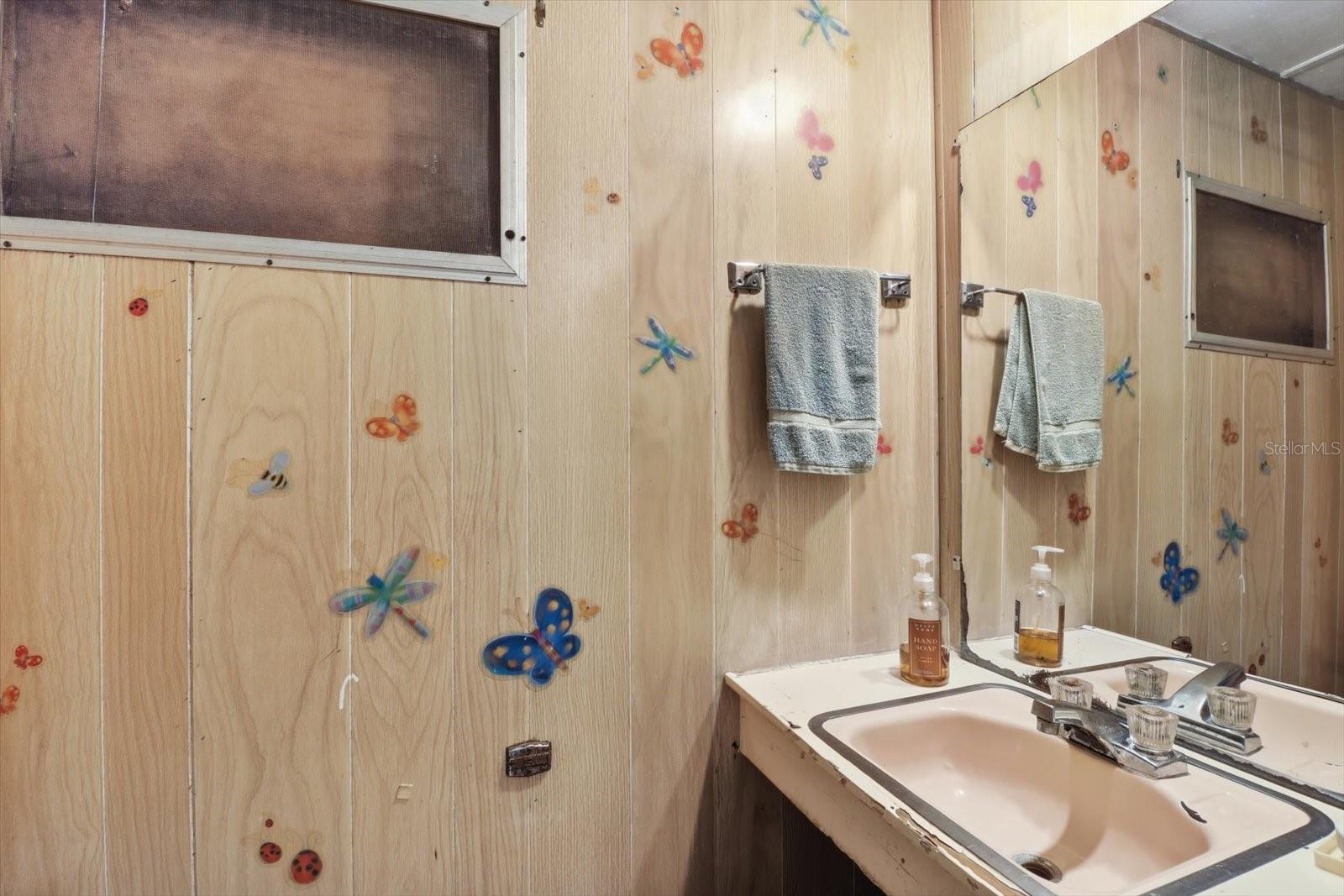 Image 26 of 45 For 12360 Redrose Avenue