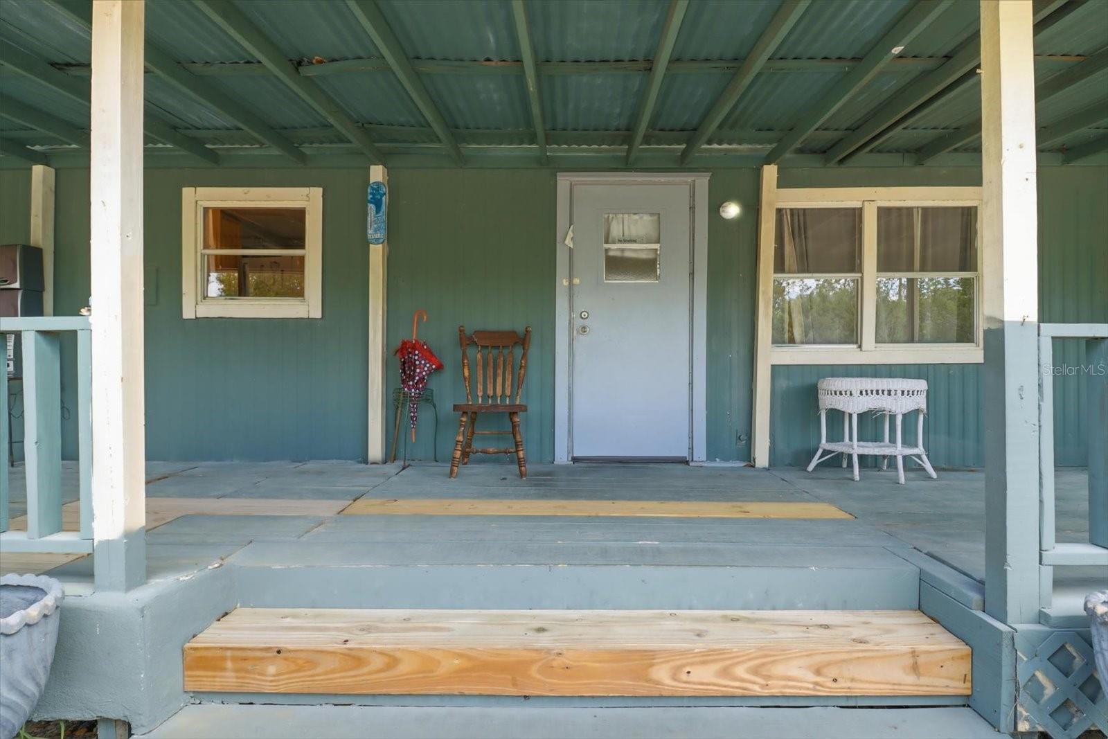 Image 4 of 45 For 12360 Redrose Avenue