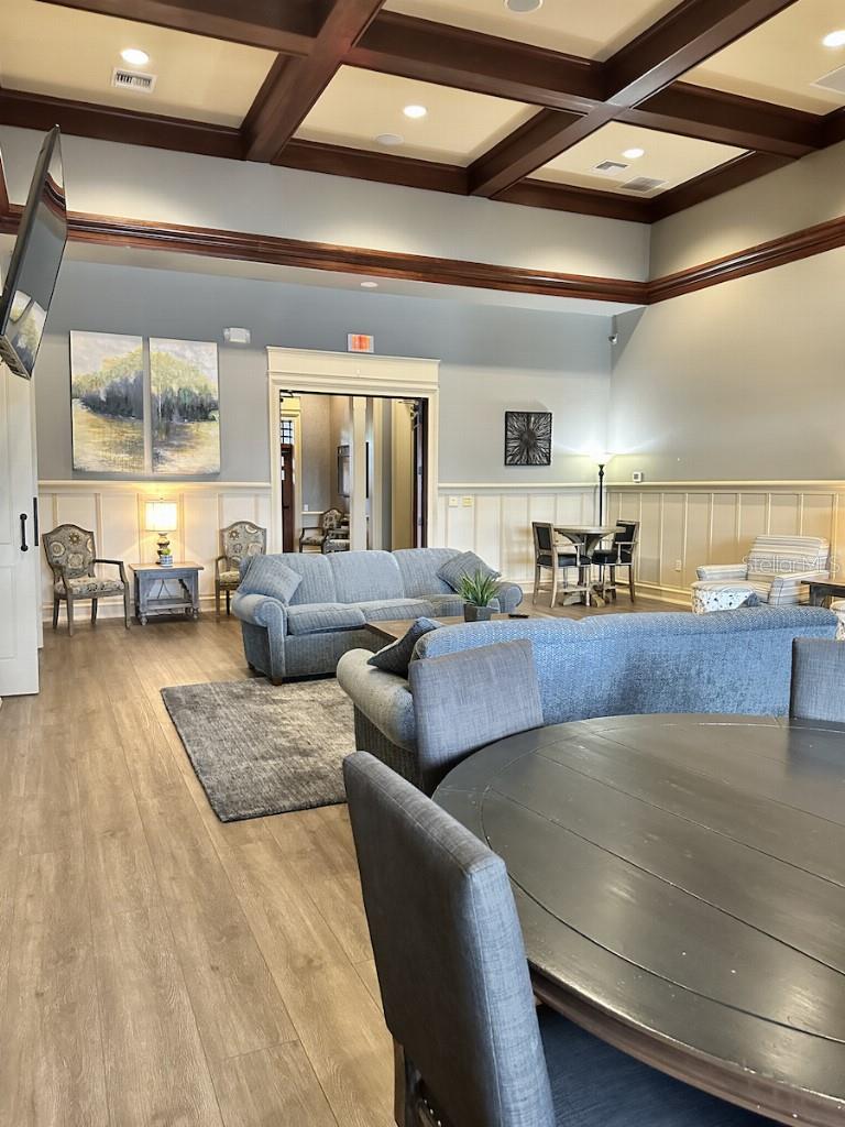 Image 19 of 22 For 11107 Green Park Circle