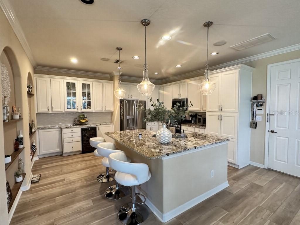 Image 4 of 22 For 11107 Green Park Circle