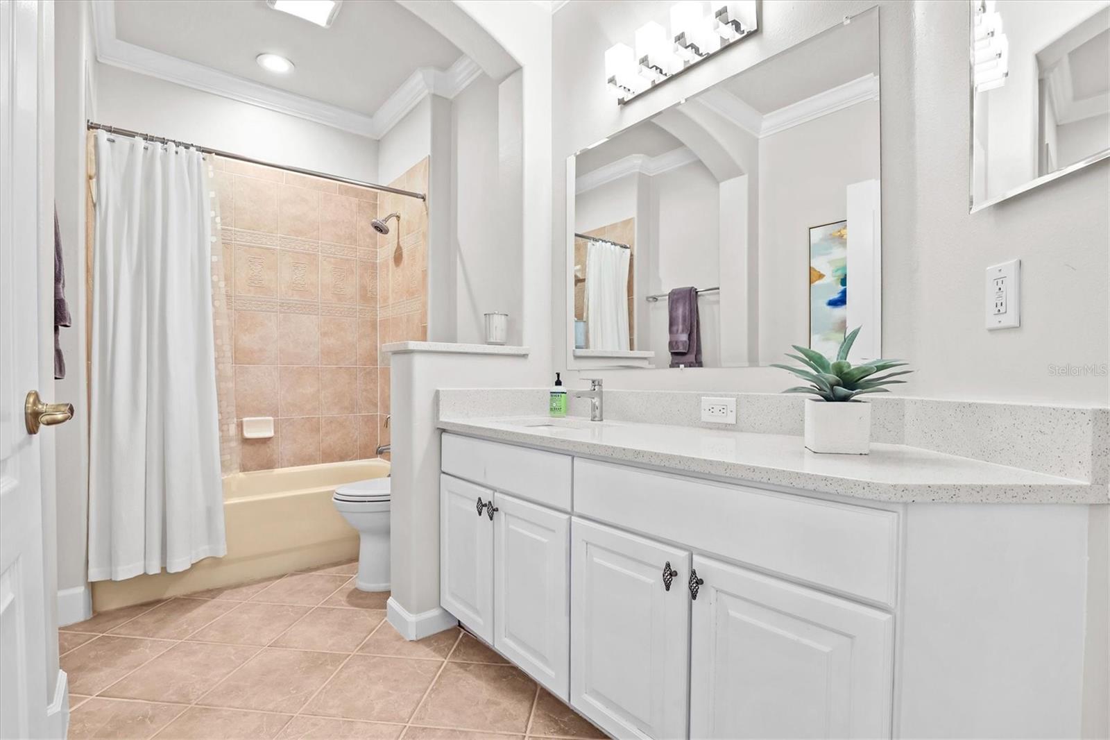 Listing photo id 23 for 14637 Mirabelle Vista Circle