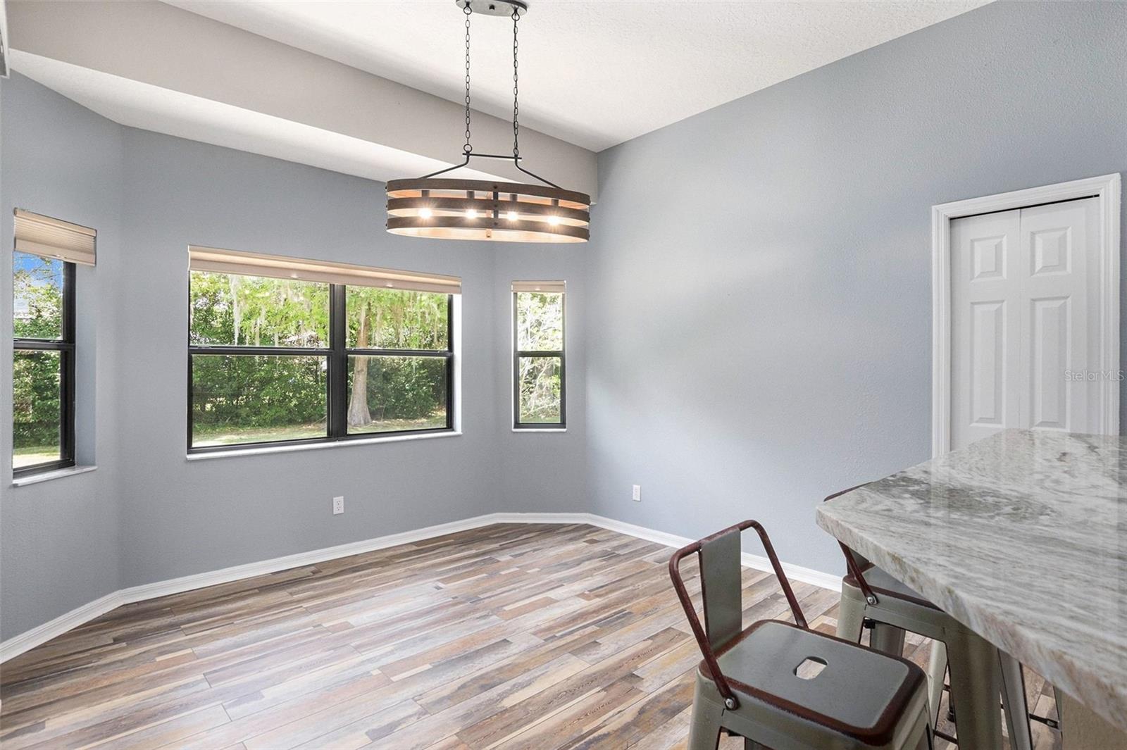 Image 19 of 35 For 3037 Folkestone Loop