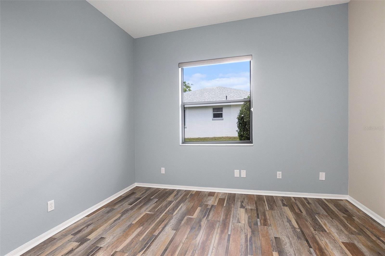 Image 24 of 35 For 3037 Folkestone Loop