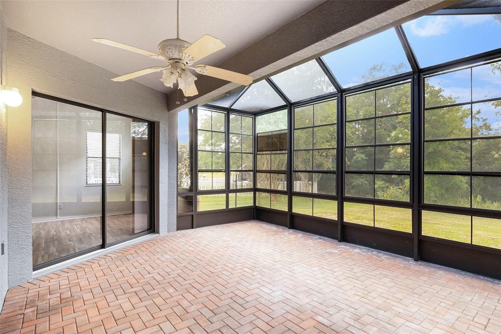 Image 32 of 35 For 3037 Folkestone Loop