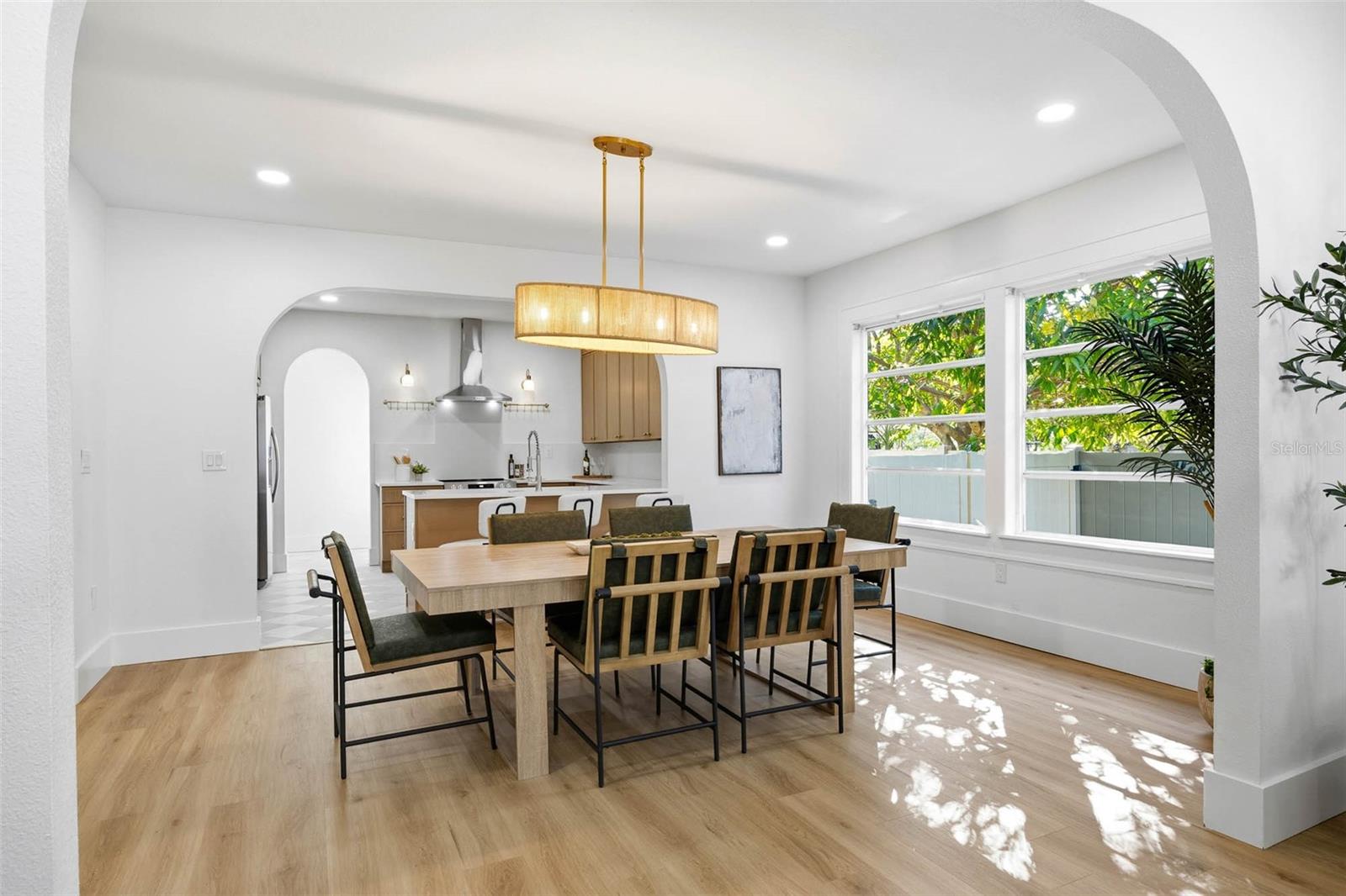 Image 10 of 41 For 2507 Ridgewood Avenue