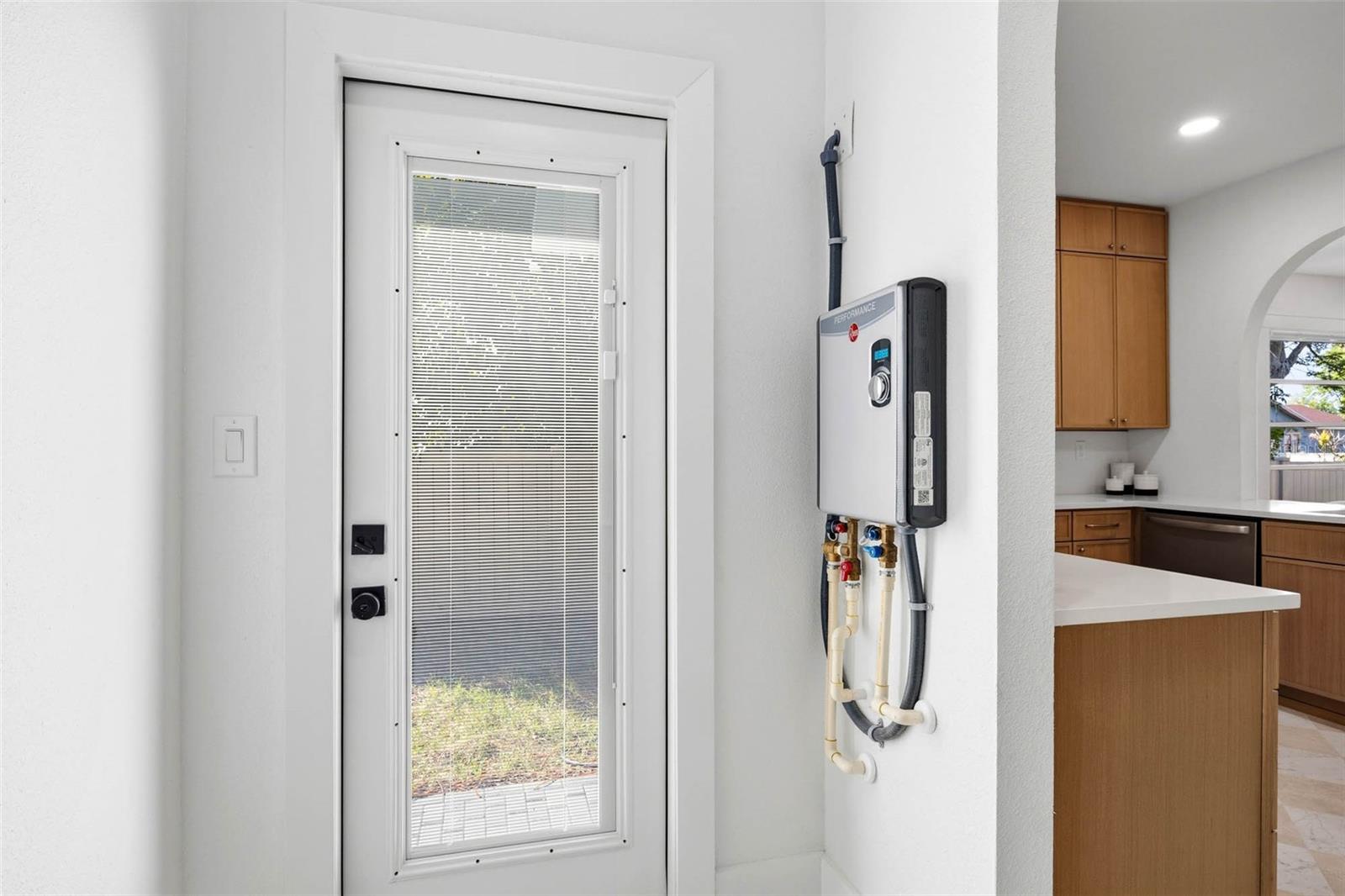 Image 25 of 41 For 2507 Ridgewood Avenue