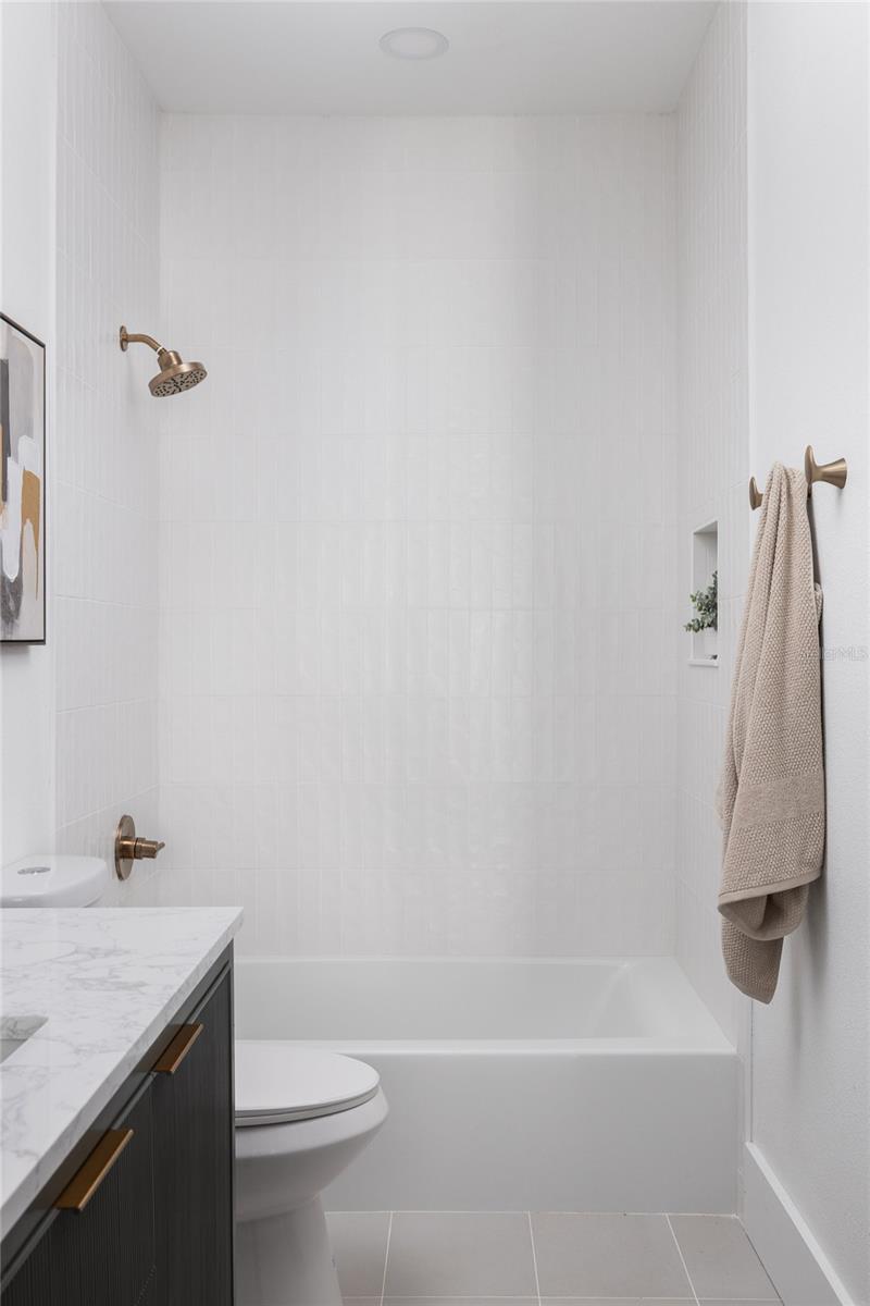 Image 41 of 41 For 2507 Ridgewood Avenue