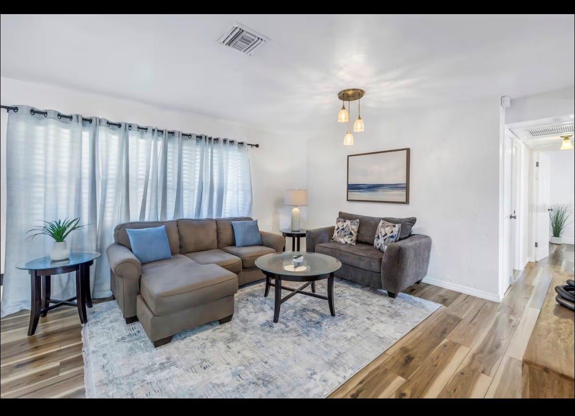 Details for 8199 115th Street, SEMINOLE, FL 33772