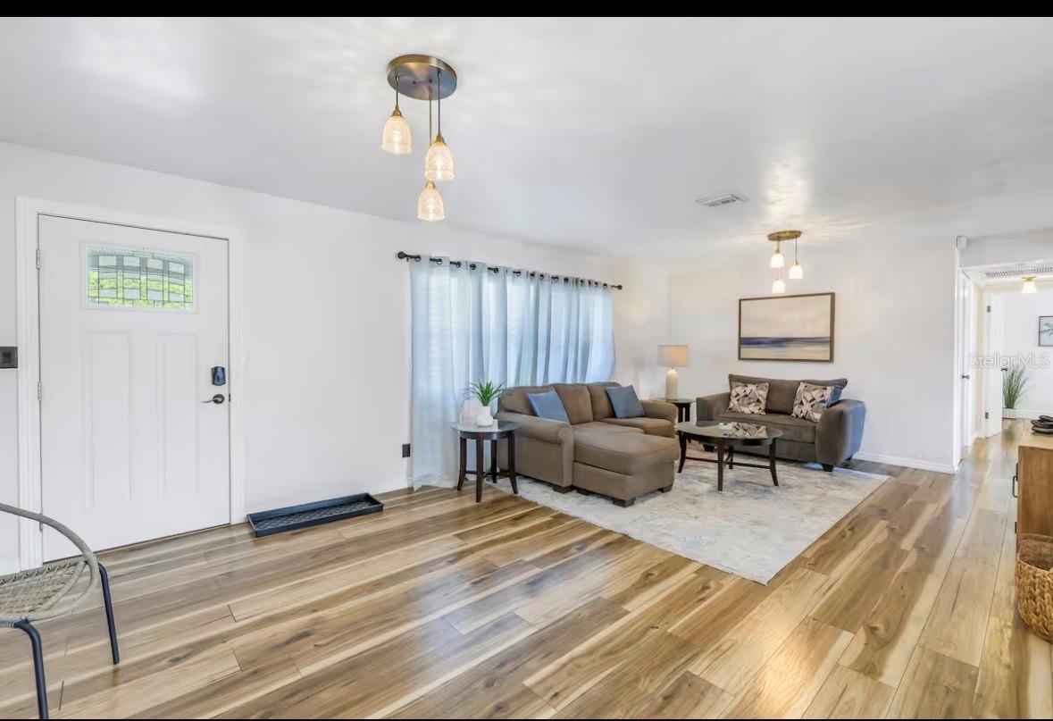 Image 6 of 11 For 8199 115th Street