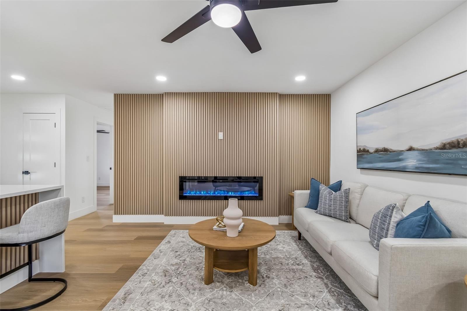 Image 14 of 74 For 2550 Gomaz Way S