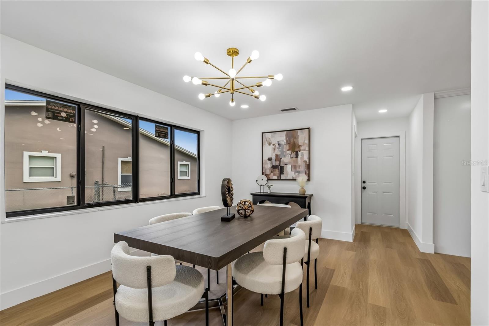 Image 18 of 74 For 2550 Gomaz Way S