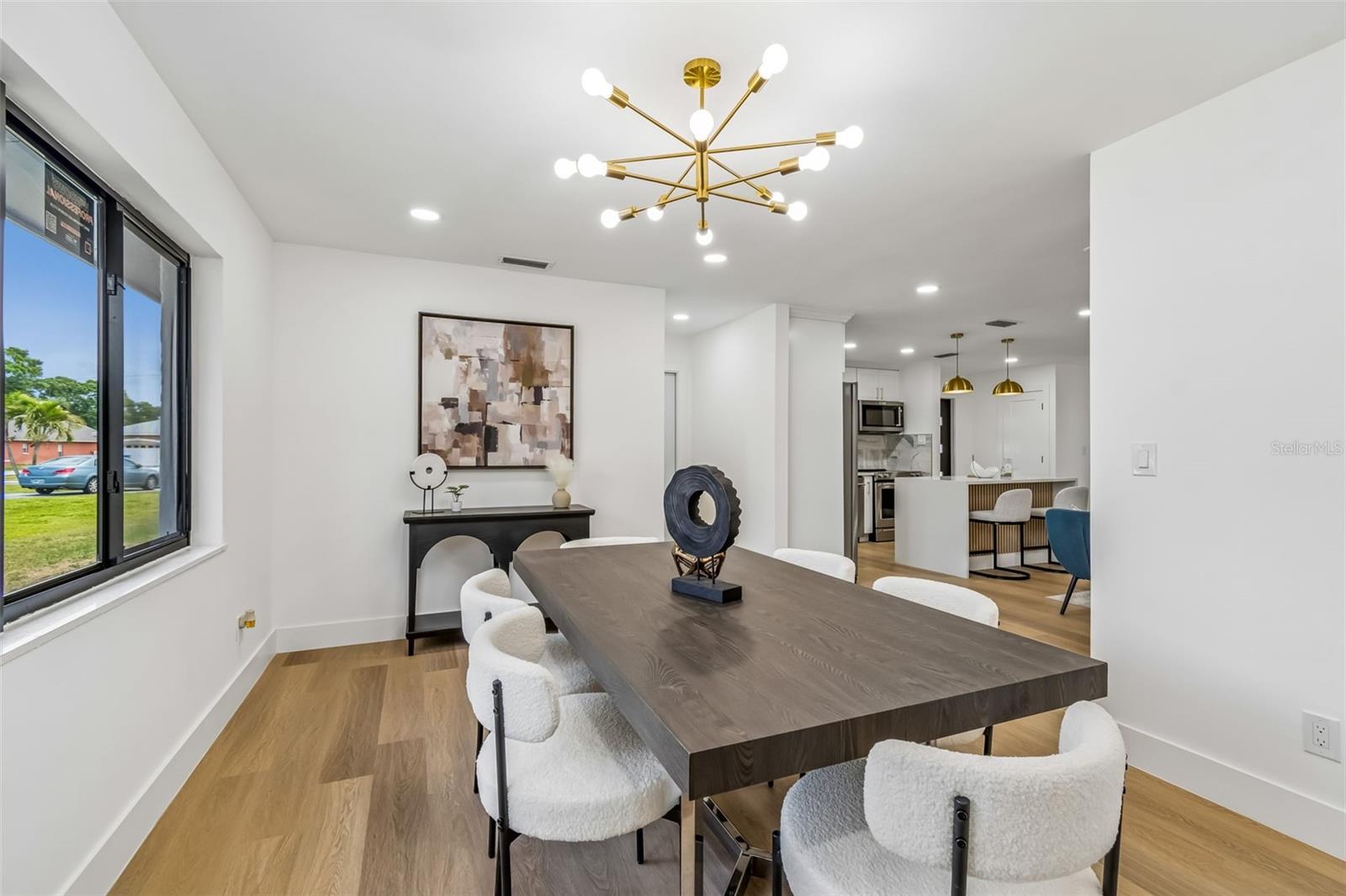 Image 19 of 74 For 2550 Gomaz Way S