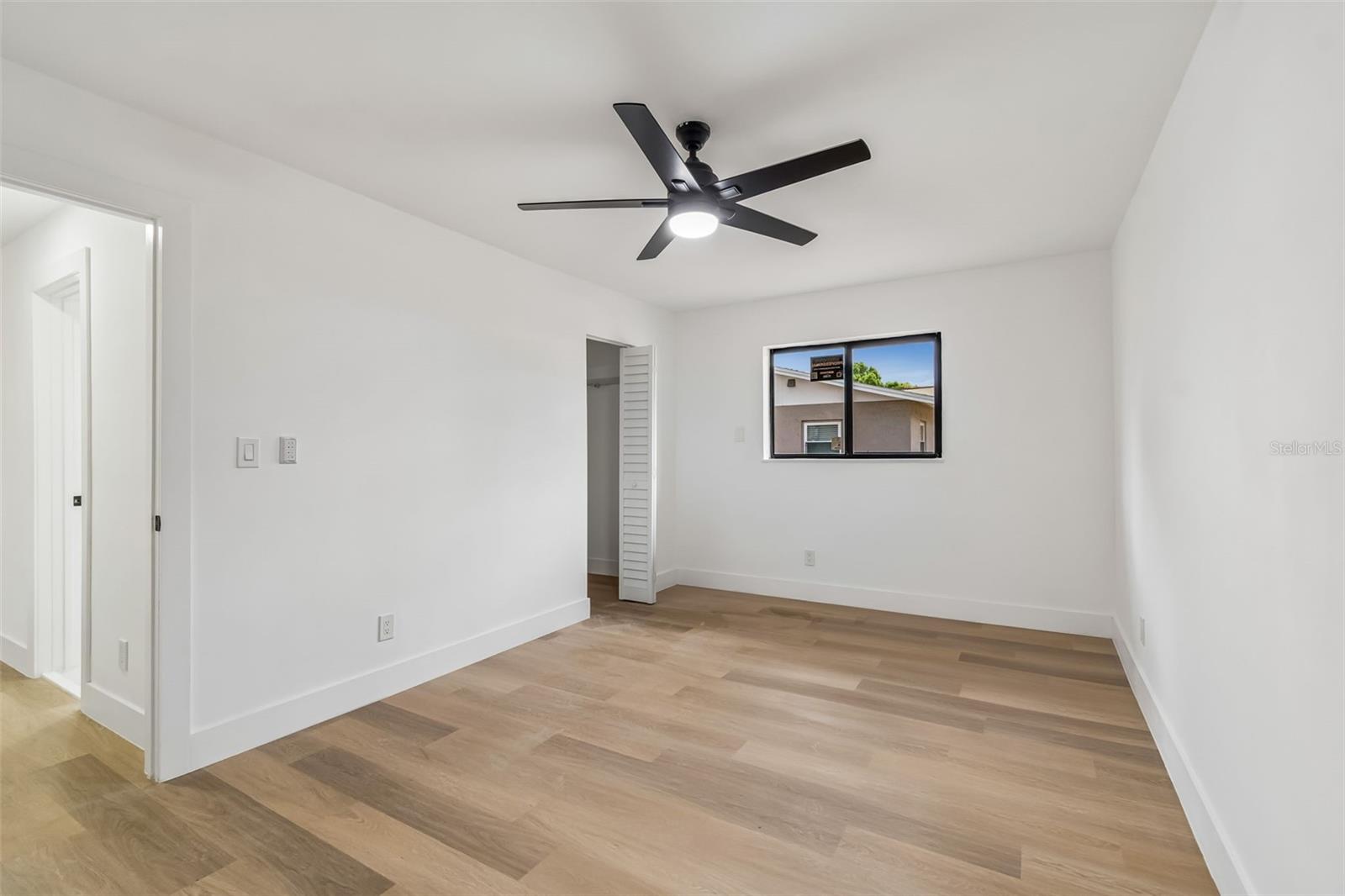 Image 34 of 74 For 2550 Gomaz Way S