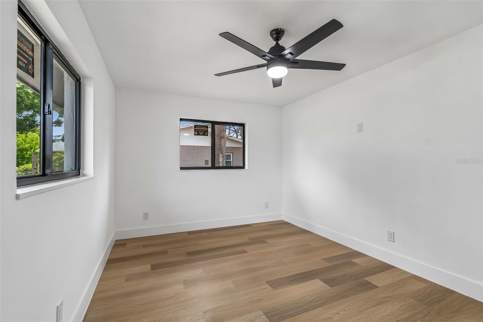 Image 38 of 74 For 2550 Gomaz Way S