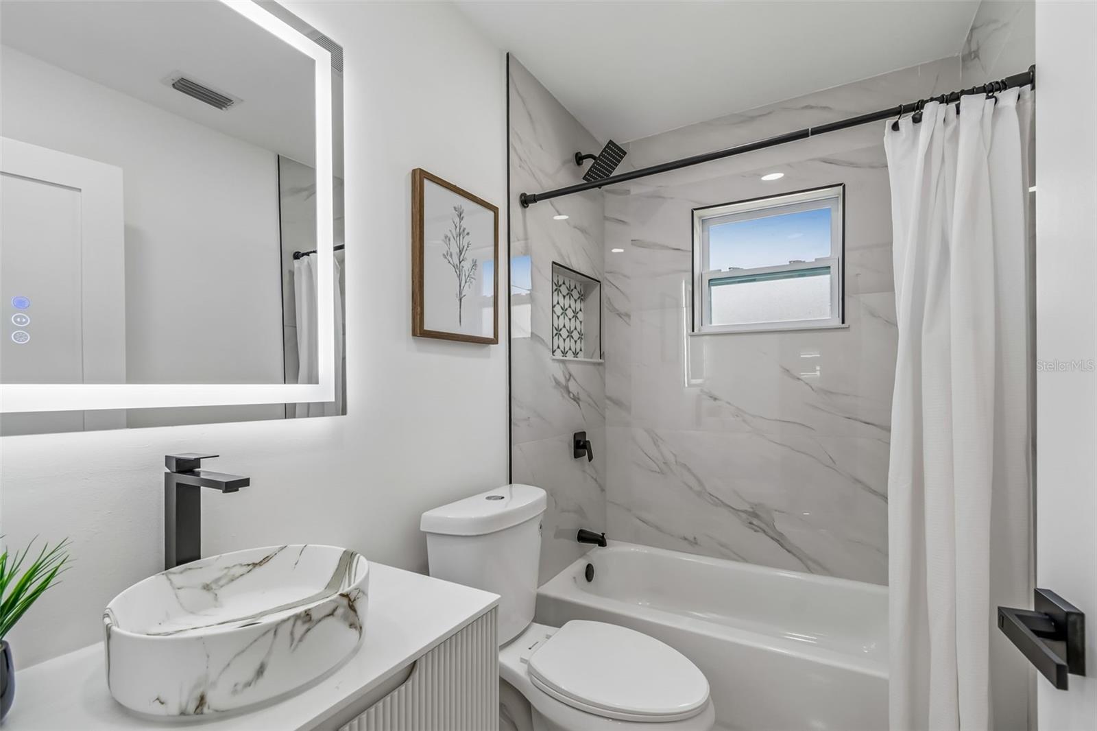 Image 41 of 74 For 2550 Gomaz Way S