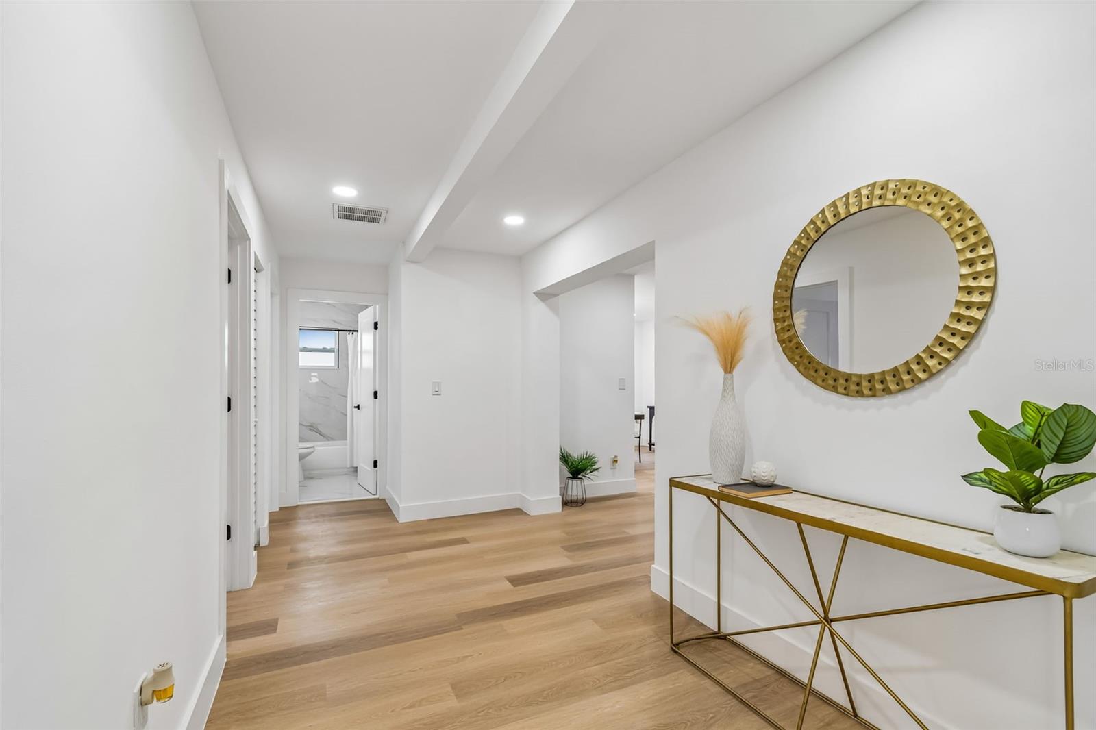 Image 47 of 74 For 2550 Gomaz Way S