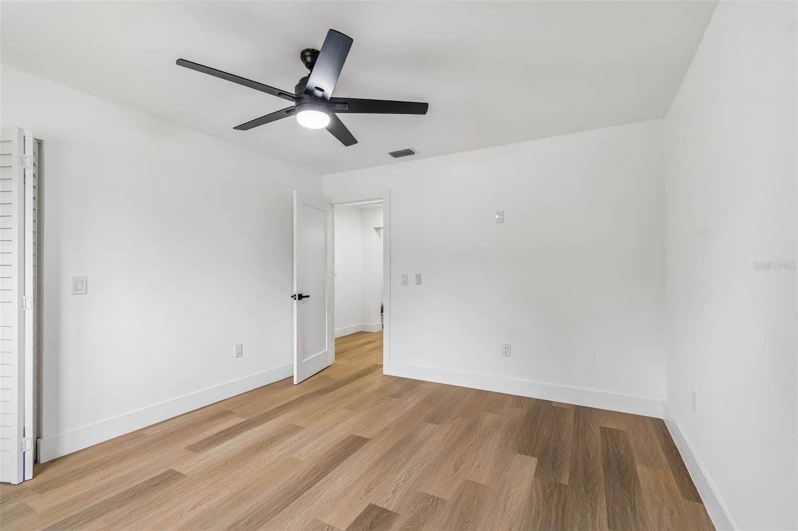 Image 52 of 74 For 2550 Gomaz Way S