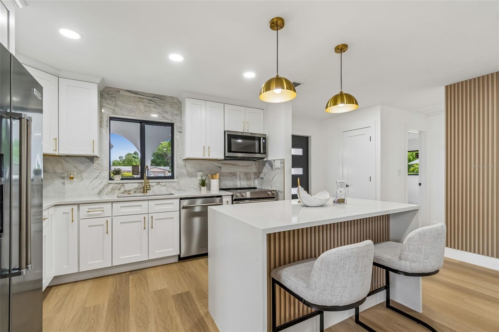 Image 6 of 74 For 2550 Gomaz Way S