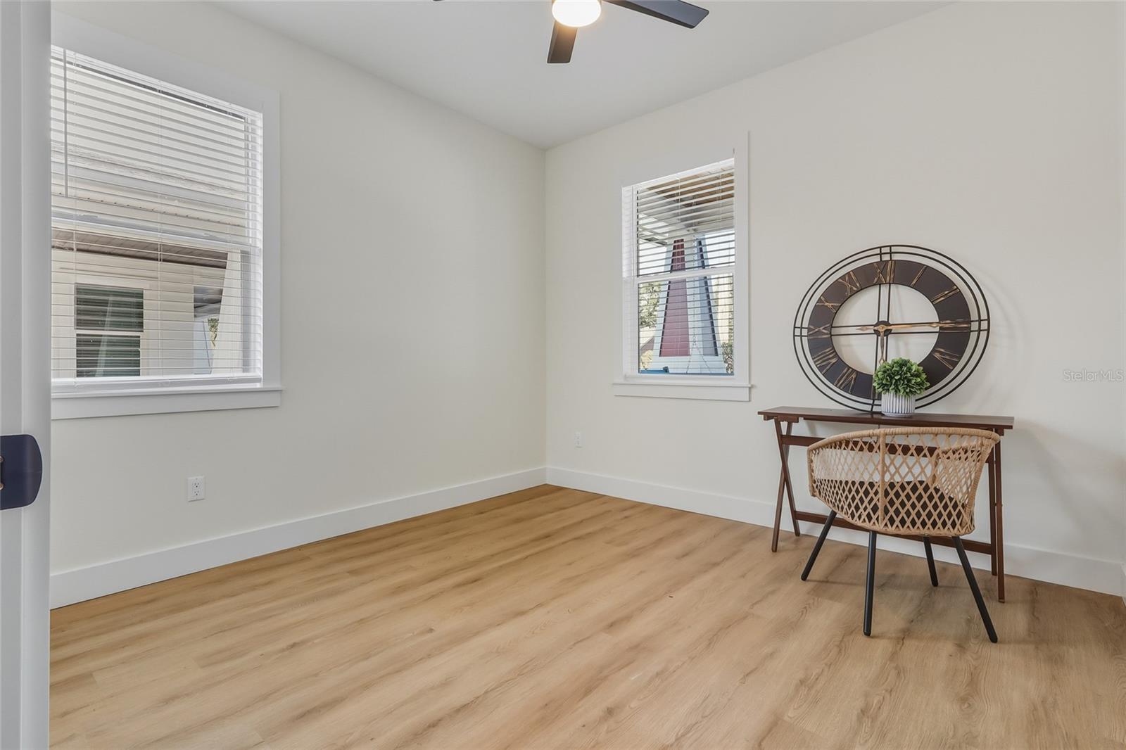 Image 19 of 44 For 1515 Knollwood Street