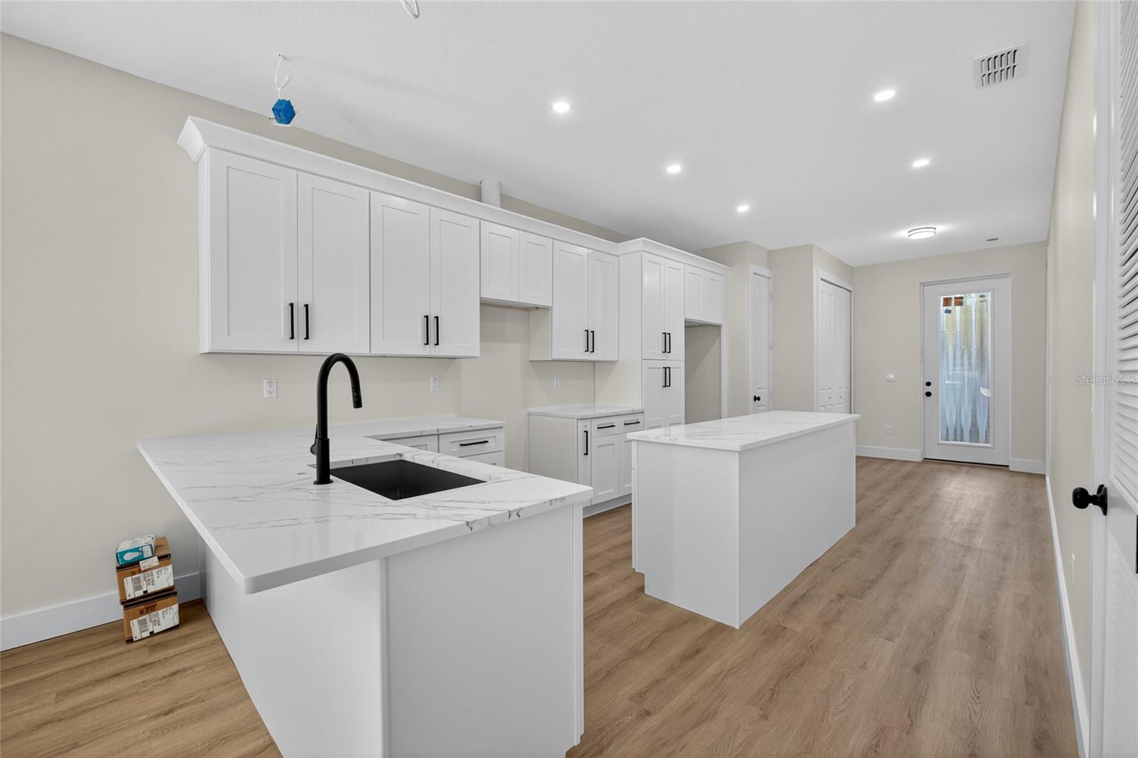 Image 32 of 44 For 1515 Knollwood Street