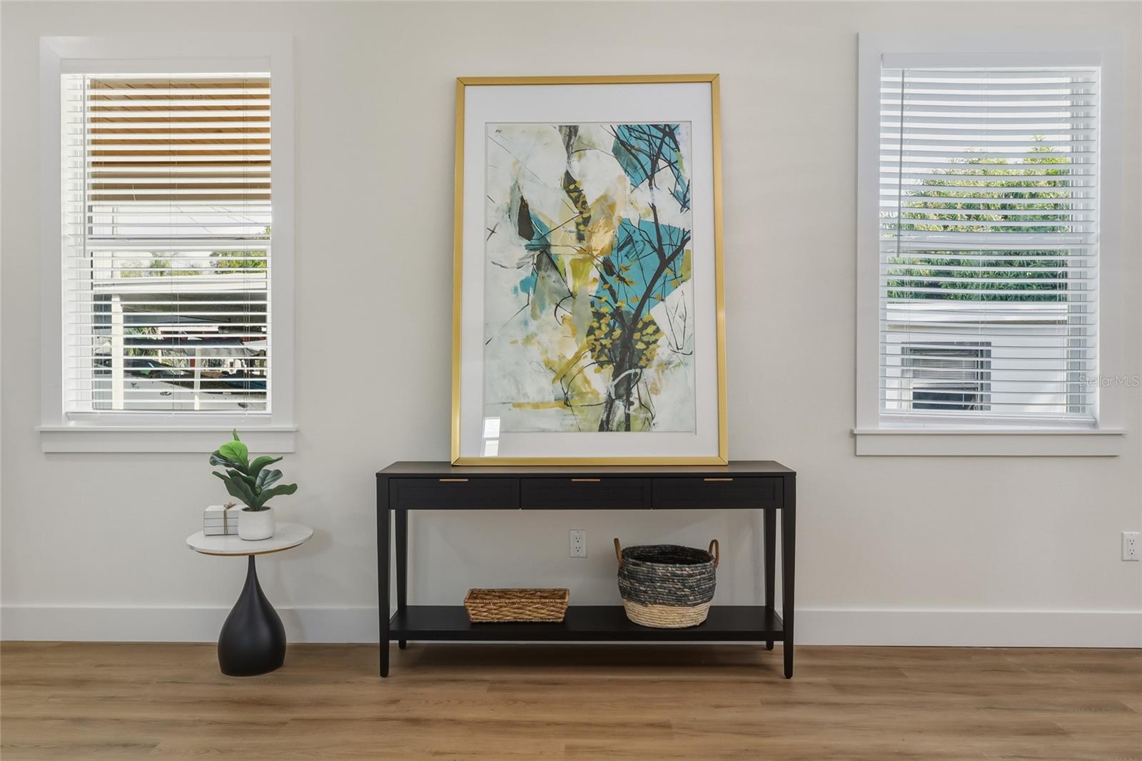 Image 8 of 44 For 1515 Knollwood Street