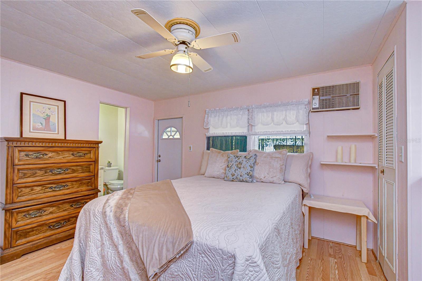 Image 24 of 56 For 37248 Kinkaid Drive