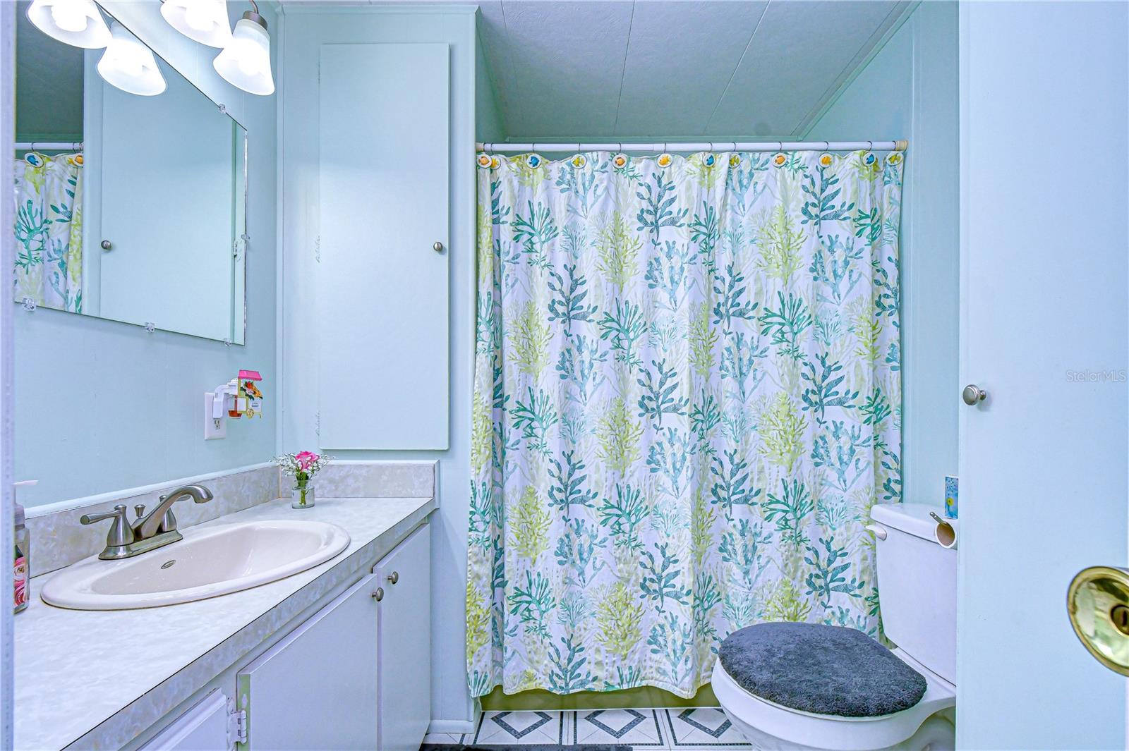 Image 32 of 56 For 37248 Kinkaid Drive