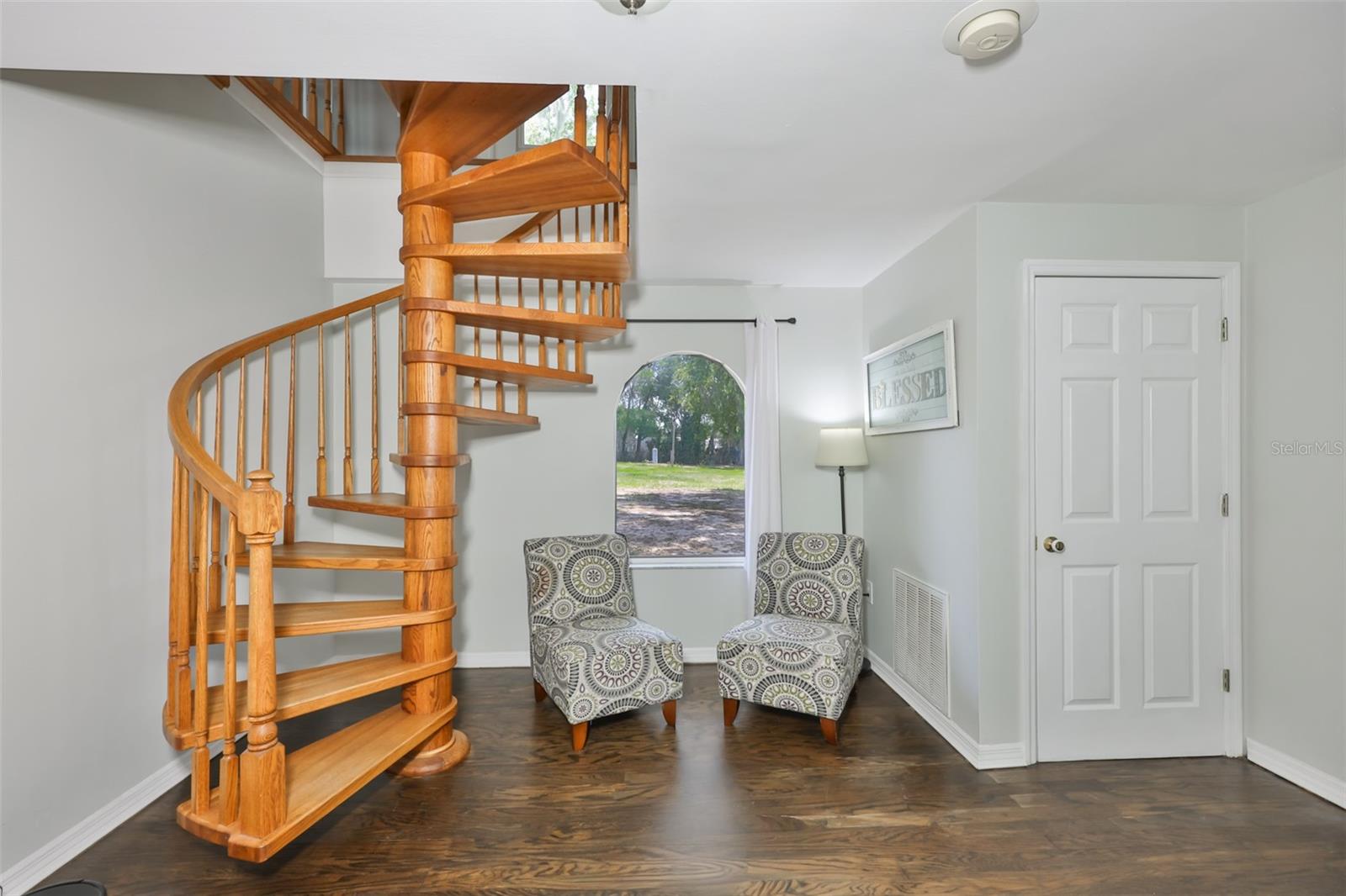 Image 9 of 47 For 2802 Hideaway Lane