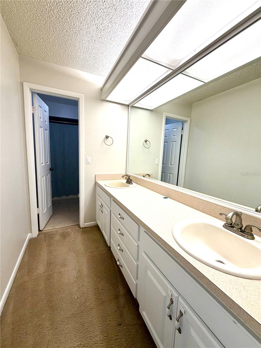 Image 12 of 25 For 14904 Lake Forest Drive