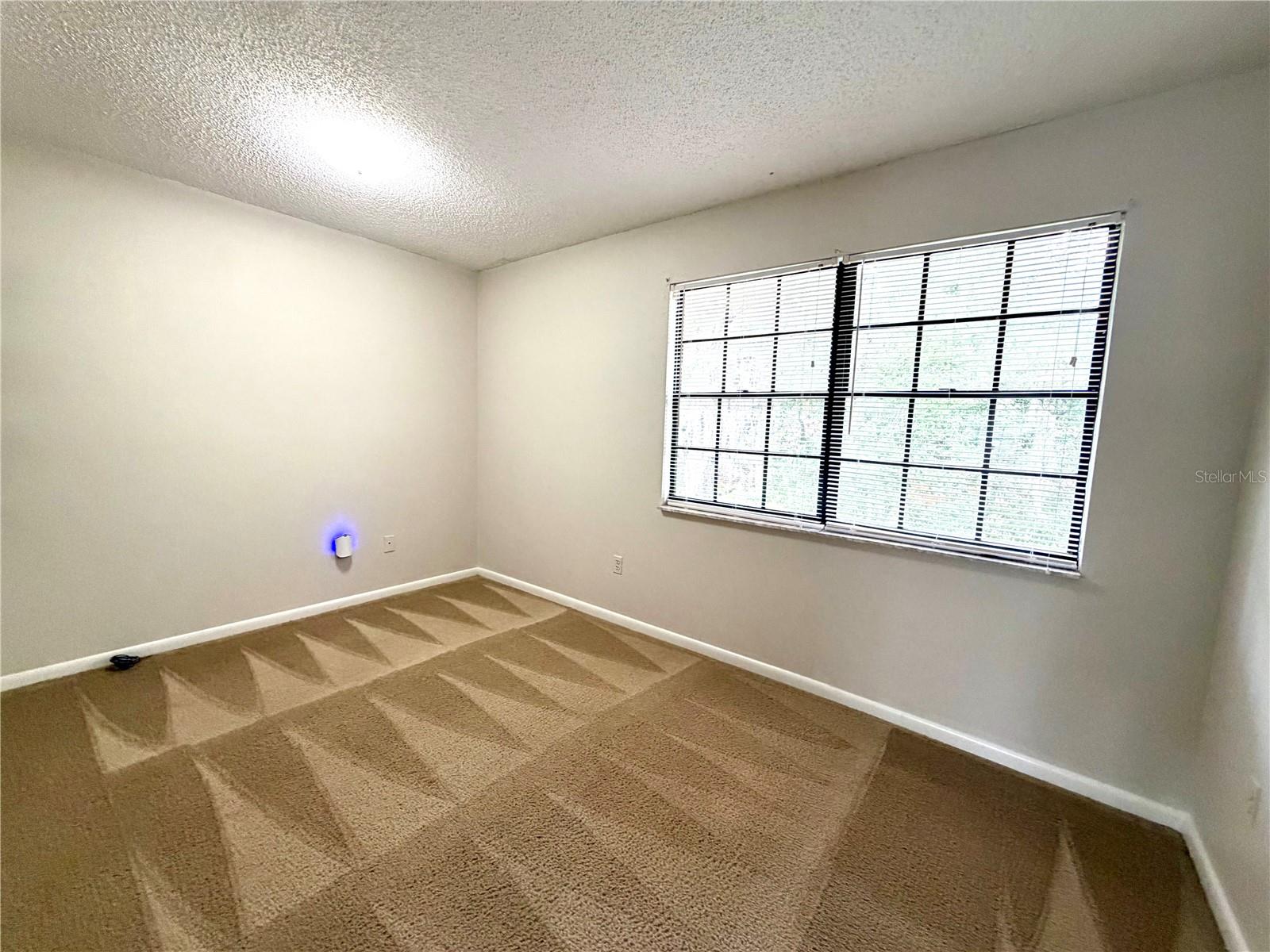 Image 14 of 25 For 14904 Lake Forest Drive